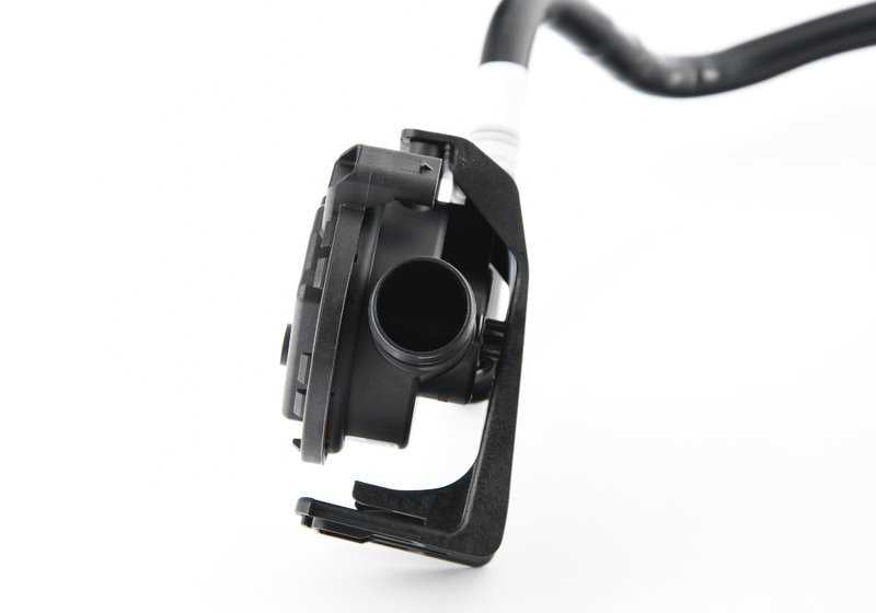 Tubo de ventilación con módulo de diagnóstico de fugas OEM 16137300683 para BMW F48, F39 y MINI F60. Original BMW y MINI.