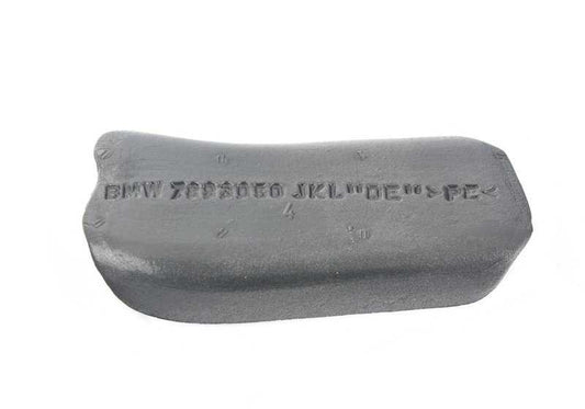 OEM de enchimento direito 51717893050 para BMW E46. Acabamento de etapa da roda dianteira. Compatível apenas com BMW E46. BMW original.
