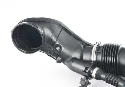 Tubo de admisión de aire OEM 13718574785 para BMW F15, F16, F25, F26, G01, G02, G11, G12, G30, G31, G32, X3 G01, X4 G02, X5 F15, X6 F16, Serie 5, 6, 7. Original BMW.