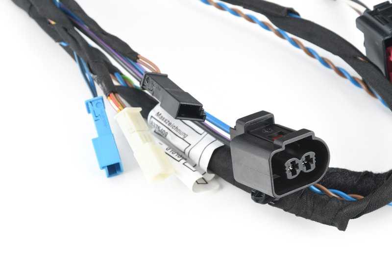 Cableado puerta lado copiloto OEM 61126929213 para BMW E46 {316i AX31, AX32, AX41, AX42, AY11, AY31, AY32, AY41, AY42, EX31}. Original BMW.