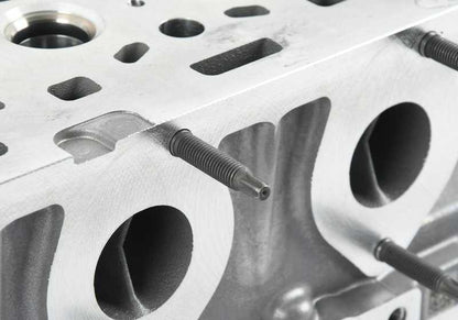 Culata de motor OEM 11127810463 para BMW F20, F21, F22, E90, E91, E92, E93, F30, F31, F34, F32, F33, F36, F07, F10, F11, E84, F25, F15. Original BMW.