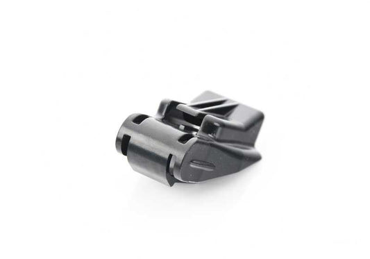 Clip sujeción asiento trasero OEM 52207299558 para BMW F20, F21, F36, F82. Compatible con versiones varias de 1er, 2er, 4er y M4. Pieza original BMW.