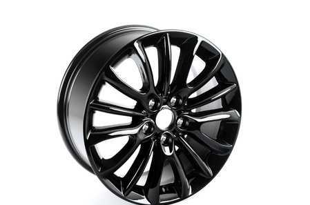 Llanta de aluminio Net Spoke 519 Jet Black Uni OEM 36116856046 para MINI Clubman F54, F54 LCI. Original MINI.