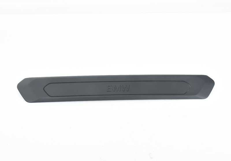 Embellecedor de entrada delantero OEM 51477393397 para BMW G01, G08, G02. Original BMW.