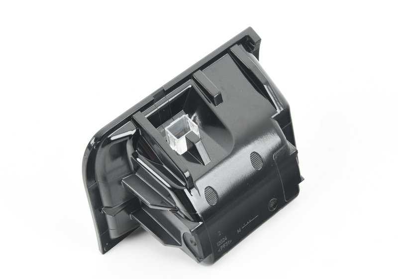 Inserto cenicero OEM 51169213654 para BMW F10 (518d, 520d) modelos 2013-2016. Accesorio original BMW para la consola central.