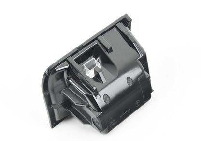 Inserto cenicero OEM 51169213654 para BMW F10 (518d, 520d) modelos 2013-2016. Accesorio original BMW para la consola central.