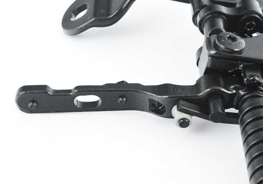 OM 41007298070 Portamaleta cover hinge for BMW 3 F31 series, F31 LCI. Original BMW.