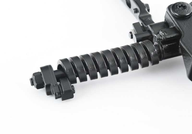 Bisagra de tapa de portamaletas derecha OEM 41007298070 para BMW Serie 3 F31, F31 LCI. Original BMW.