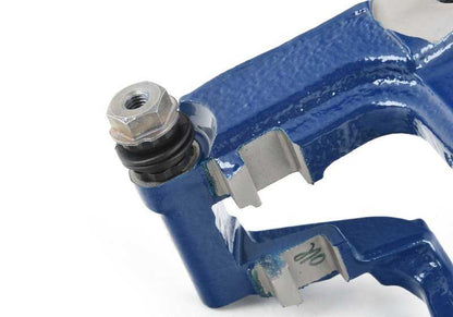 OEM 34206883005 Supporto per il morsetto del freno sinistro per BMW G87, G80, G81, G82, G83, G30, G31, G11, G12, G14, G15, G16. BMW originale.