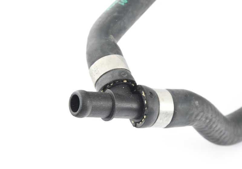 Manguito de refrigerante OEM 17127619722 para BMW F07 y F07N. Repuesto original BMW.