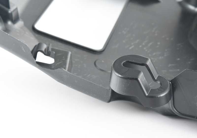 Soporte lateral derecho del parachoques OEM 51127384480 para BMW F30, F31. Original BMW.