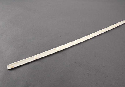 Cubierta para paramento columna A ITS Hellgrau OEM 51438228691 para BMW Serie 3 E46. Original BMW.