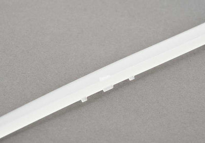 Lente de luz de puerta delantera izquierda OEM 63319352041 para BMW F15, F85, F16, F86. Original BMW.