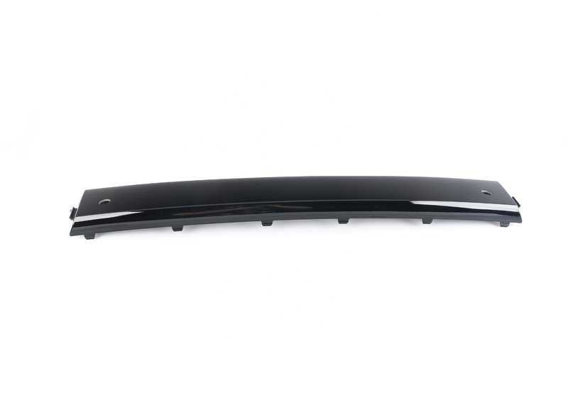 Embellecedor delantero parachoques pintado OEM 51118099662 para BMW X5 G05. Original BMW.