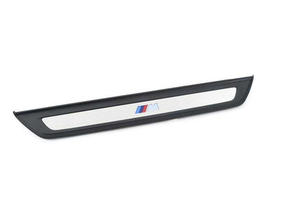 Soglia della porta illuminata OEM 51478061056 per BMW G30, G31, G38. BMW originale.