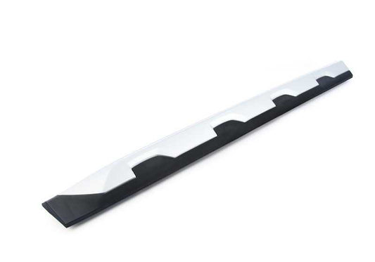 Moldura embellecedora puerta delantera izquierda OEM 51138499209 para BMW G01, G02. Original BMW.