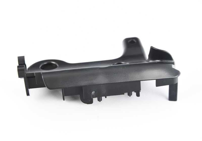 Tapa embellecedora izquierda de reposacabezas OEM 52108255355 para BMW E46 318Ci (modelos BP71, BP72, BP81, BP82, BW71, BW72, BW81, BW82, BY71, BY72). Color beige claro. Original BMW.