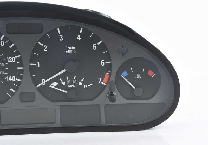 Unaufgegründete Instrumentierung für die BMW 3 E46 -Serie (OEM 62116985651). Original BMW.