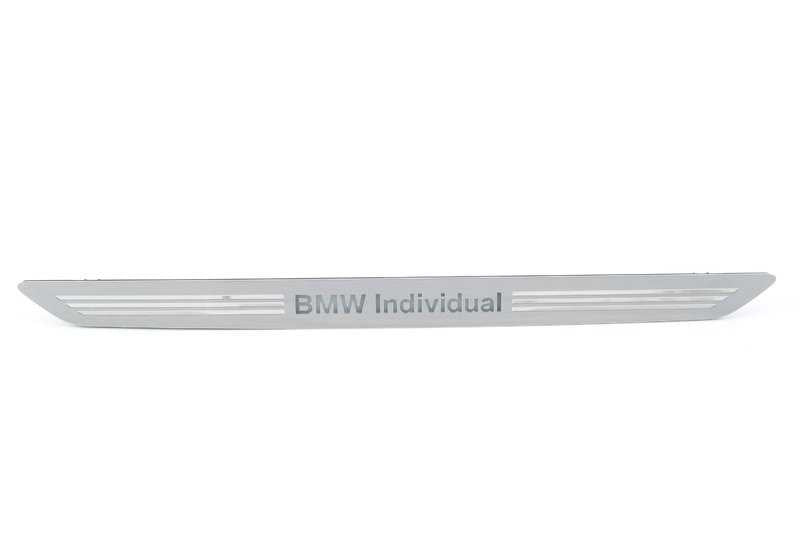 Embellecedor entrada puerta delantera OEM 51478059064 para BMW X5 F15 y BMW X6 F16. Pieza original BMW.