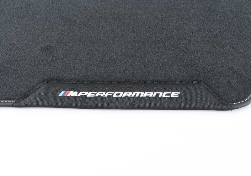 Juego de alfombrillas M Performance OEM 51475A14E76 para BMW G22 (420d, 420i, 430d, 430i, versiones xDrive). Original BMW. Diseño deportivo, acabado premium y ajuste perfecto para interior.