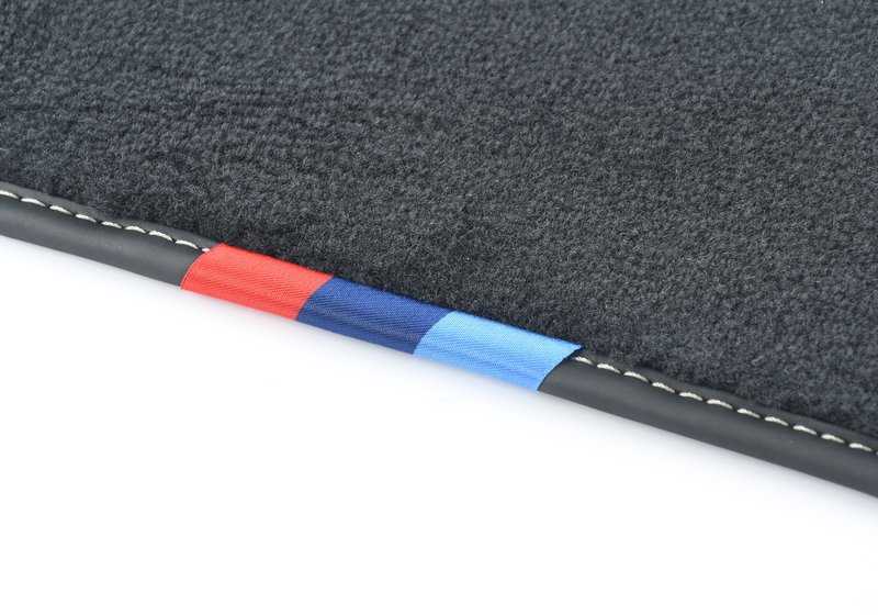 Juego de alfombrillas M Performance OEM 51475A14E76 para BMW G22 (420d, 420i, 430d, 430i, versiones xDrive). Original BMW. Diseño deportivo, acabado premium y ajuste perfecto para interior.