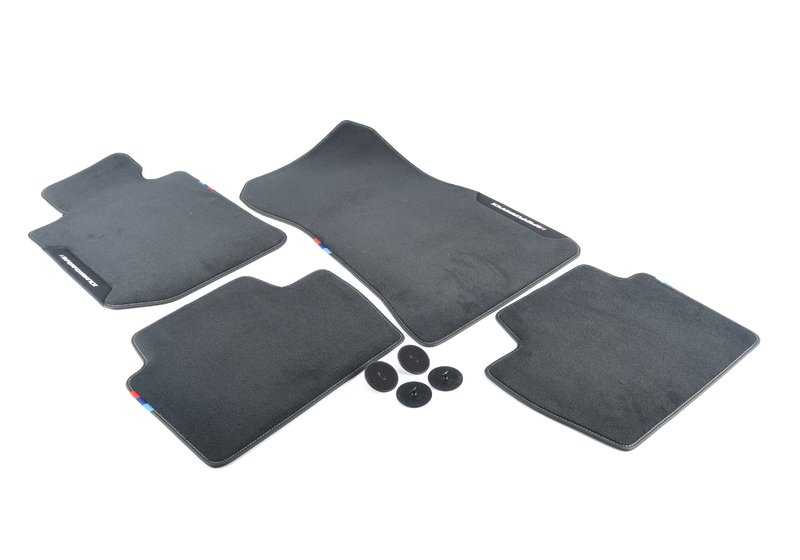 Juego de alfombrillas M Performance OEM 51475A14E76 para BMW G22 (420d, 420i, 430d, 430i, versiones xDrive). Original BMW. Diseño deportivo, acabado premium y ajuste perfecto para interior.