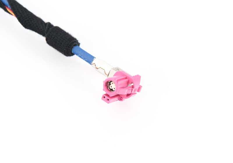 Cable conexión pantalla CID a unidad HU-H OEM 61129399972 para BMW F20, F21, F22, F23, F87, F30, F31, F34, F80, F32, F33, F36, F82, F83. Original BMW.