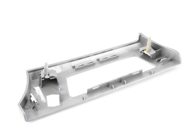 Moldura decorativa izquierda salpicadero satinado OEM 51459197275 para BMW E90, E91, E92, E93. Original BMW.