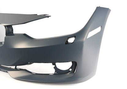 Un pare-chocs imprimé avant pour la série BMW 3 F30, F31 (OEM 51117293093). BMW d'origine