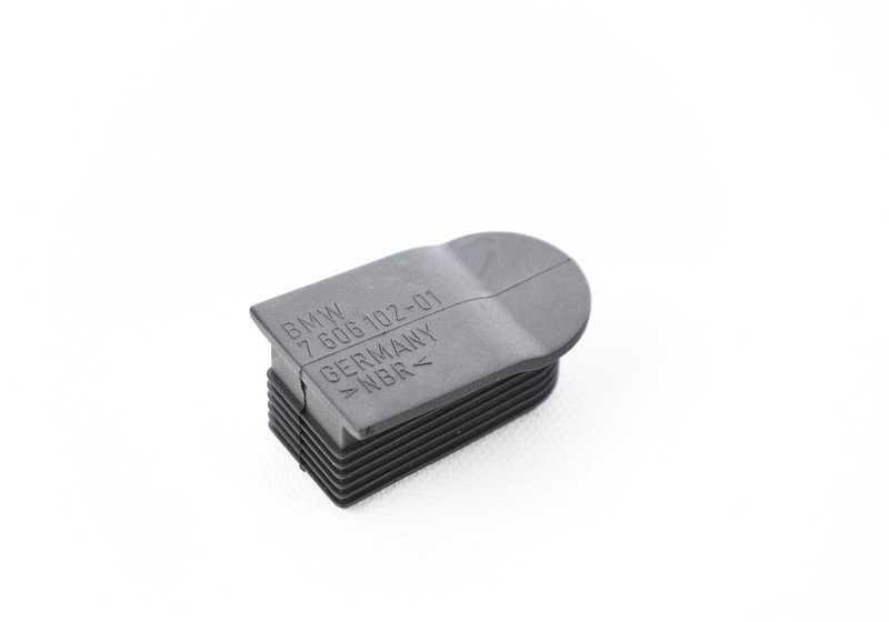 Sealing plug for BMW 1 Series F20, F21, 2 Series F22, F23, 3 Series F30, F31, F34, F35, 4 Series F32, F33, F36, 5 Series F10, F11, F18, X1 E84, Z4 E89 (OEM 23007606102). Original BMW.