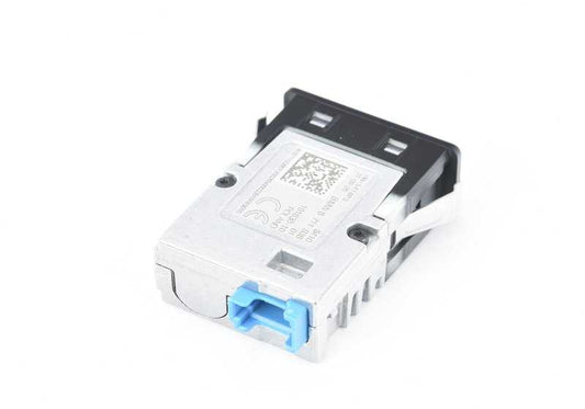Conexão USB dupla para BMW 1 F40 Series, F52, Série 2 F44, G42, Série 3 G20, G21, G28, Série 4 G22, G23, 5 G30 Series, G31, Série 6 G32, Série 8 G16, X2 F39, X3 G01 , G08, X4 G02, X5 G18, X7 G07 (OEM 84105A84160). BMW original.