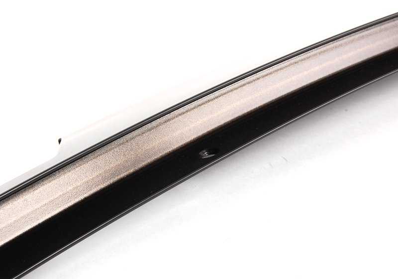 Embellecedor marco ventana puerta delantera derecha OEM 51338160970 para BMW E46 {316i}. Original BMW.