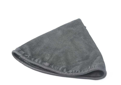 Black leather bellows OEM 25111220427 for BMW E24 and E23. Original BMW piece for manual change knob. Ideal to maintain the original and in good condition.