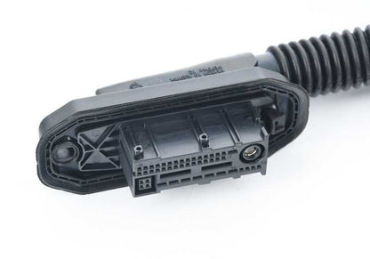 Mazo de cables de puerta delantera izquierda OEM 61129320493 para BMW F10, F11. Original BMW.