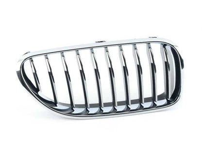 Rejilla embellecedora frontal derecha OEM 51137211922 para BMW F06, F12, F13. Original BMW.