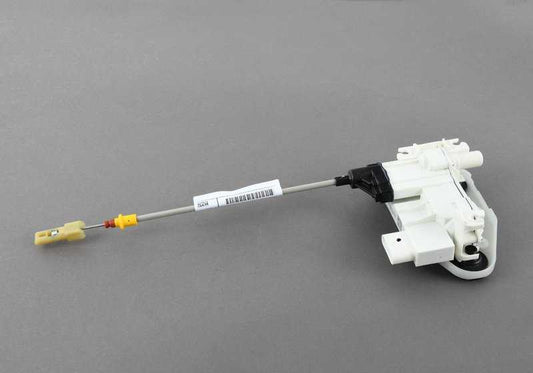 Front Left Automatic Closing Assist for BMW X5 F15, F85, X6 F16, F86, F96, G06 (OEM 51207419839). Original BMW.