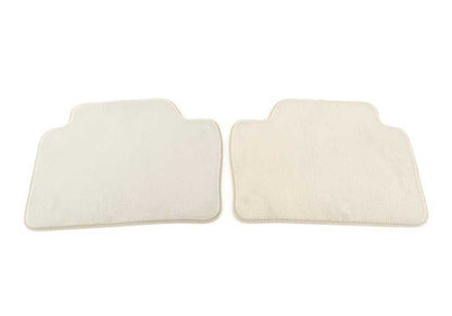 Juego de alfombrillas de terciopelo OEM 51477426319 para BMW F30, F30N, F31, F31N, F35, F35N. Color oyster, delanteras y traseras, resistentes al agua y a la suciedad. Original BMW.