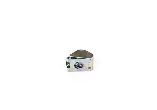 Tuerca clip OEM 07146957147 para BMW E81, E82, E87, E88, E84. Pieza original BMW. Ideal para fijaciones en consola central y otros elementos interiores.