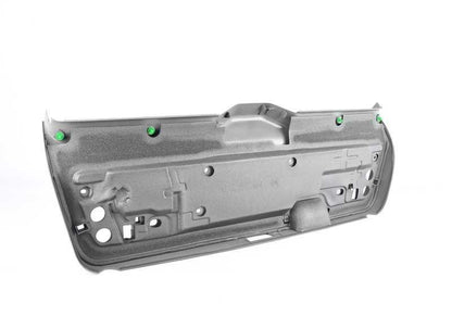 Revestimiento inferior del portón trasero OEM 51498149676 para BMW E34. Original BMW.