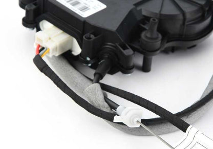 Motor de cierre centralizado maletero superior OEM 51247211168 para BMW Serie 5 GT F07, F07 LCI. Original BMW.