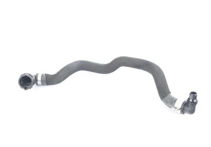 Manguito de refrigerante OEM 17127584560 para BMW X5 F15 xDrive40e y BMW X6 E71 xDrive35i. Compatible con modelos de 2008 a 2018. Repuesto original BMW.