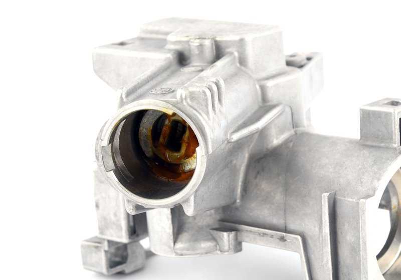 Cerradura de dirección OEM 32321161551 para BMW E31, E32, E34, E36. Compatible con múltiples versiones de 316i. Recambio original BMW.