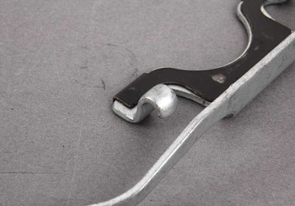 Resorte de sujeción de pastillas de freno OEM 34111164611 para BMW E39. Original BMW.