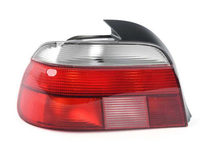 Piloto trasero izquierdo con intermitente blanco OEM 63216902359 para BMW Serie 5 E39 (1995-2003). Original BMW.
