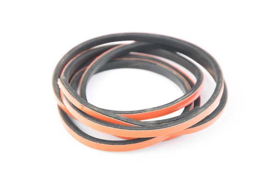 Junta embellecedora portón trasero OEM 51133415080 para BMW E83. Original BMW.
