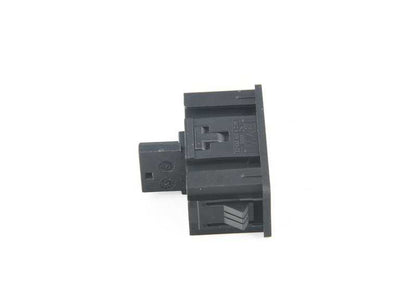 Entrada AUX-IN OEM 84109229293 para BMW F20, F21, F22, F23, F87, F30, F31, F34, F35, F80, F32, F33, F36, F82, F83, F48, F49 y MINI R55, R56, R57, R58, R59, R60, R61. Original BMW y MINI.