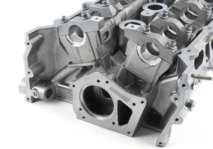 Culata de motor con árboles de levas OEM 11121739980 para BMW E36. Repuesto original BMW.