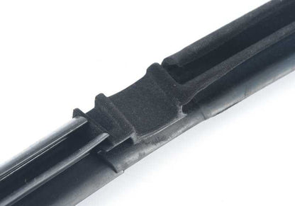 Sellado interior puerta trasera izquierda OEM 51357275319 para BMW F06, F12, F13. Original BMW.