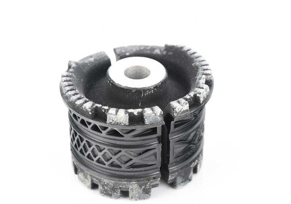 Silentblock trasero OEM 33306895634 para BMW F40,F52,F70,F44,F45,F45N,F46,F46N,U06,F48,F48N,F49,F49N,U11,U12,F39,U10 y MINI F54,F54N,F60,F60N,F65,F66,U25. Original BMW y MINI.