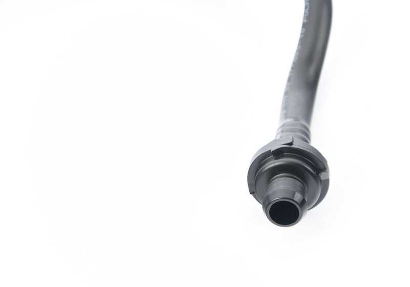 Tubo de vacío OEM 11668570110 para BMW F15, F16. Original BMW.